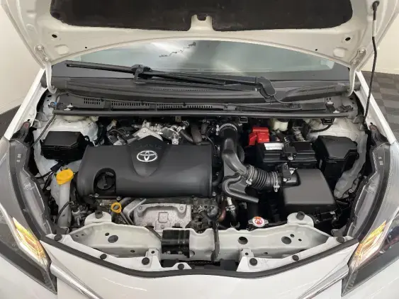 TOYOTA YARIS III - voiture d'occasion - Photo 21