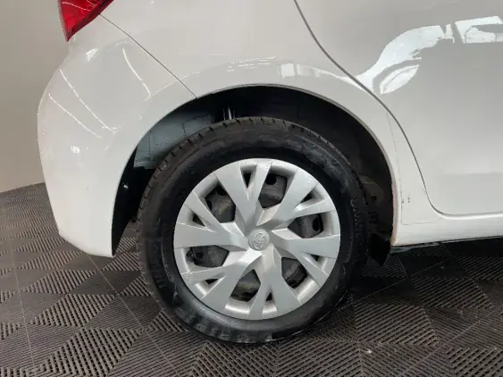 TOYOTA YARIS III - voiture d'occasion - Photo 25