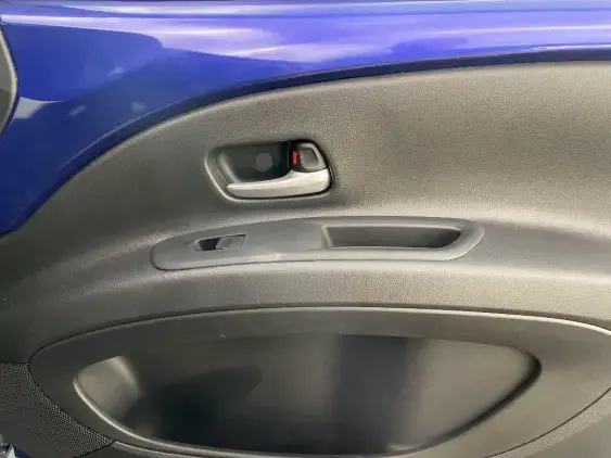 TOYOTA AYGO X - voiture d'occasion - Photo 20