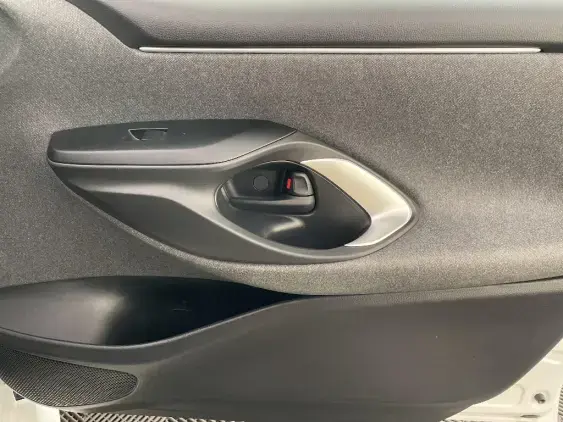 TOYOTA YARIS IV - voiture d'occasion - Photo 20