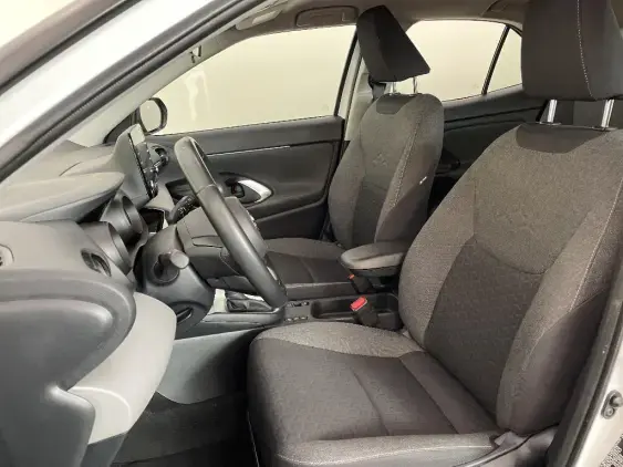 TOYOTA YARIS CROSS I - voiture d'occasion - Photo 18