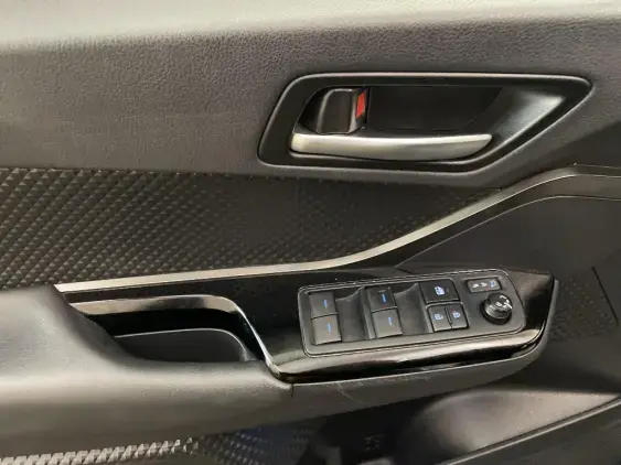 TOYOTA C-HR - voiture d'occasion - Photo 17