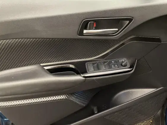 TOYOTA C-HR - voiture d'occasion - Photo 19