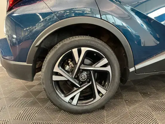 TOYOTA C-HR - voiture d'occasion - Photo 25