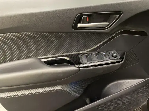 TOYOTA C-HR - voiture d'occasion - Photo 19