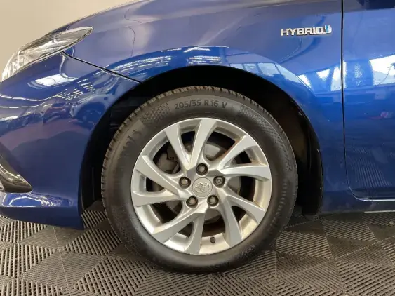 TOYOTA AURIS II - voiture d'occasion - Photo 23