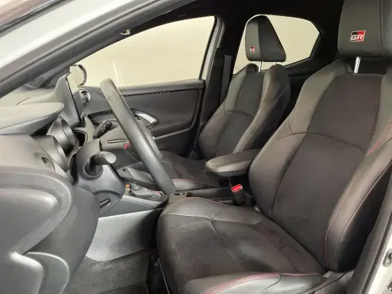 TOYOTA YARIS IV - voiture d'occasion - Photo 18