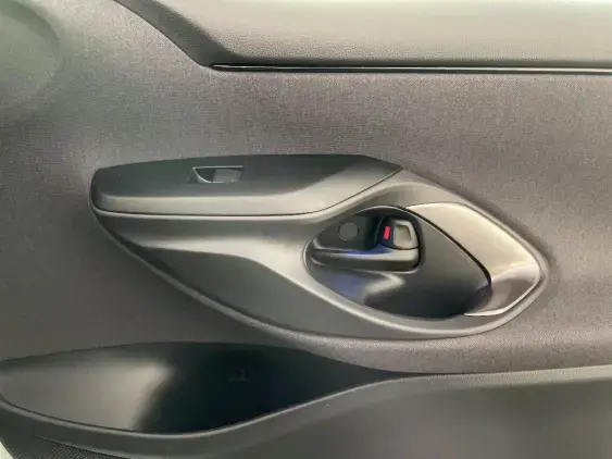TOYOTA YARIS IV - voiture d'occasion - Photo 20
