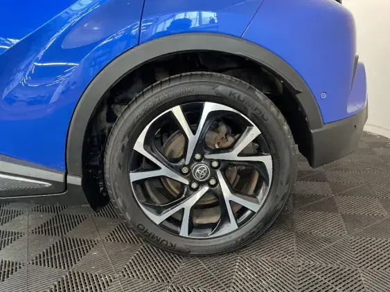 TOYOTA C-HR - voiture d'occasion - Photo 24