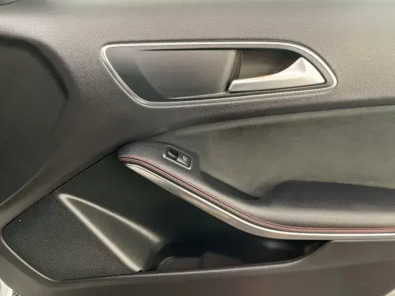 MERCEDES-BENZ CLASSE A III - voiture d'occasion - Photo 20