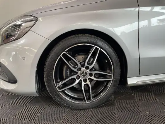 MERCEDES-BENZ CLASSE A III - voiture d'occasion - Photo 23