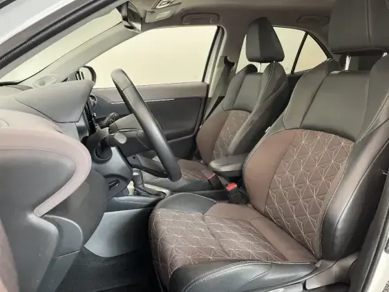 TOYOTA YARIS CROSS I - voiture d'occasion - Photo 18