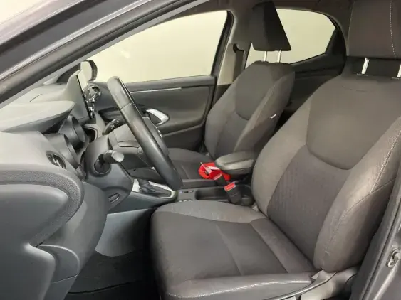 TOYOTA YARIS IV - voiture d'occasion - Photo 18