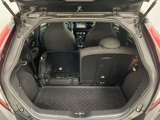 TOYOTA AYGO X - voiture d'occasion - Photo 16
