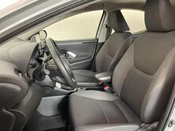 TOYOTA YARIS IV - voiture d'occasion - Photo 18