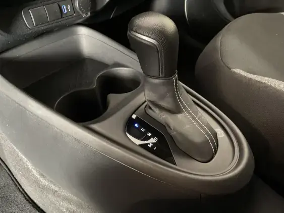 TOYOTA AYGO X - voiture d'occasion - Photo 17