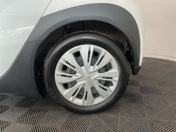 TOYOTA AYGO X - voiture d'occasion - Photo 24