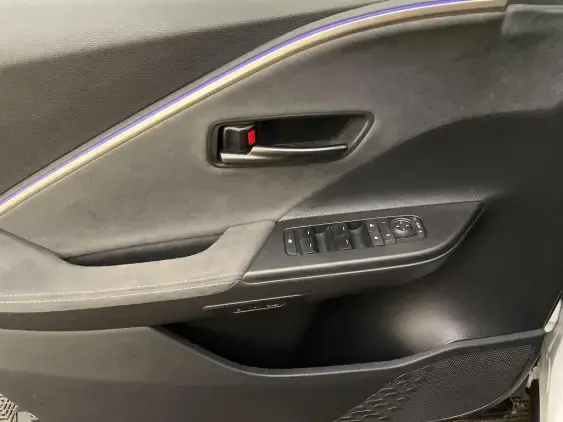 TOYOTA C-HR II - voiture d'occasion - Photo 19
