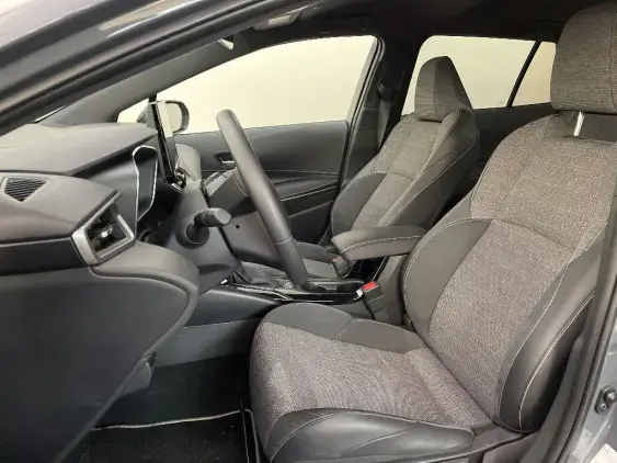 TOYOTA COROLLA TOURING SPT X - voiture d'occasion - Photo 18