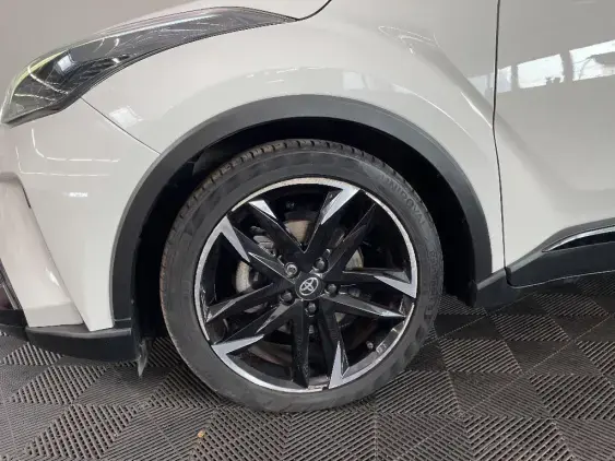 TOYOTA C-HR - voiture d'occasion - Photo 23
