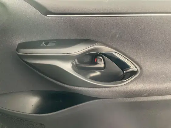 TOYOTA YARIS IV - voiture d'occasion - Photo 20