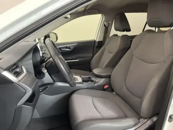 TOYOTA RAV4 V - voiture d'occasion - Photo 18