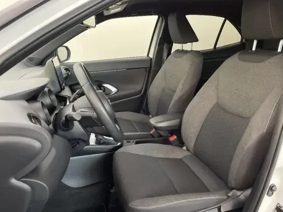TOYOTA YARIS CROSS I - voiture d'occasion - Photo 18