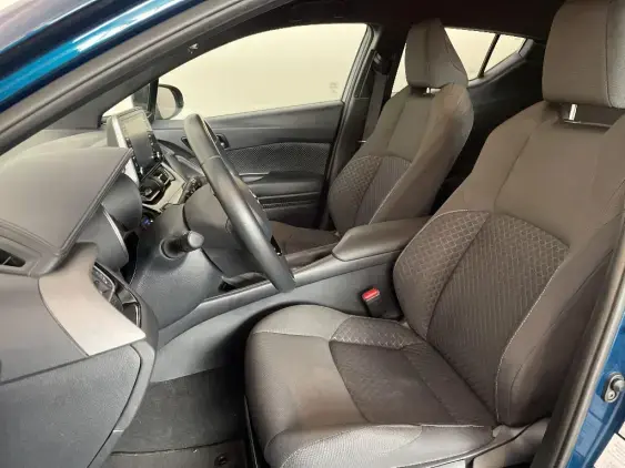 TOYOTA C-HR - voiture d'occasion - Photo 18