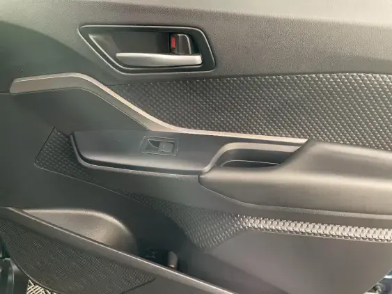 TOYOTA C-HR - voiture d'occasion - Photo 20