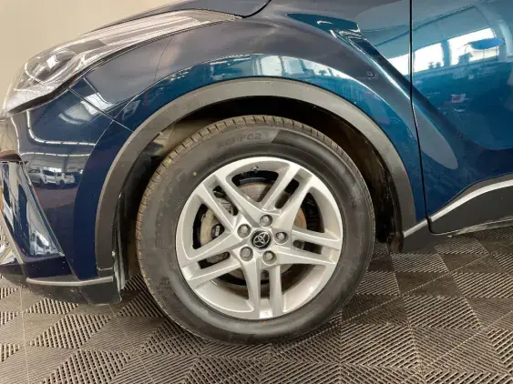 TOYOTA C-HR - voiture d'occasion - Photo 23