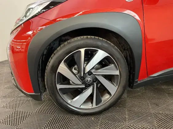 TOYOTA AYGO X - voiture d'occasion - Photo 23