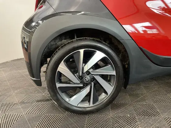TOYOTA AYGO X - voiture d'occasion - Photo 25
