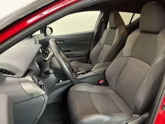 TOYOTA C-HR - voiture d'occasion - Photo 18