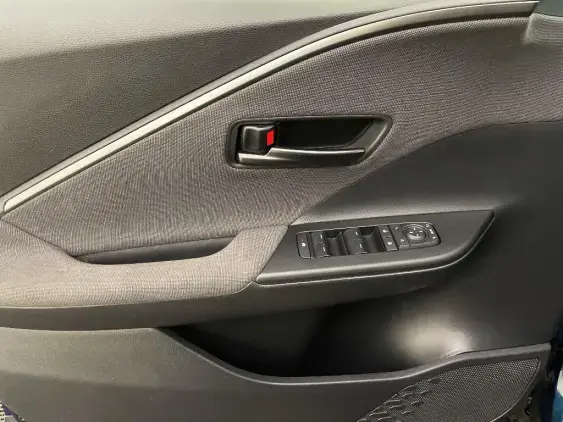 TOYOTA C-HR - voiture d'occasion - Photo 19