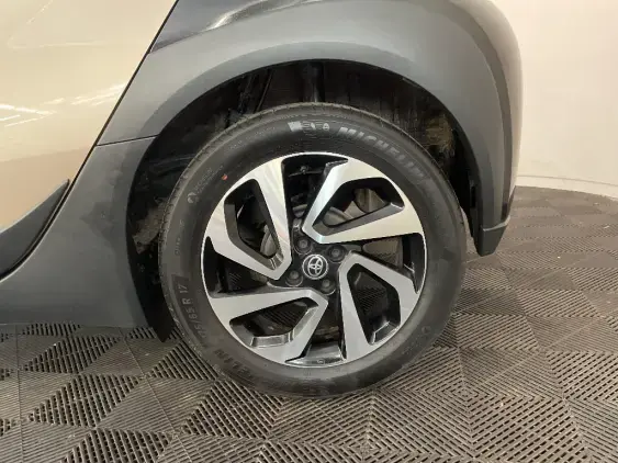 TOYOTA AYGO X - voiture d'occasion - Photo 24