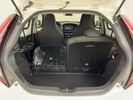 TOYOTA AYGO X - voiture d'occasion - Photo 16