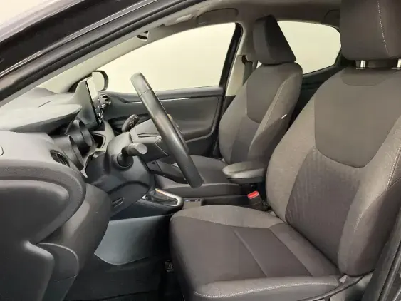 TOYOTA YARIS IV - voiture d'occasion - Photo 18