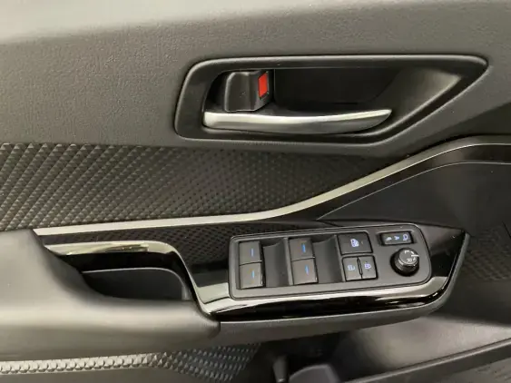 TOYOTA C-HR - voiture d'occasion - Photo 17