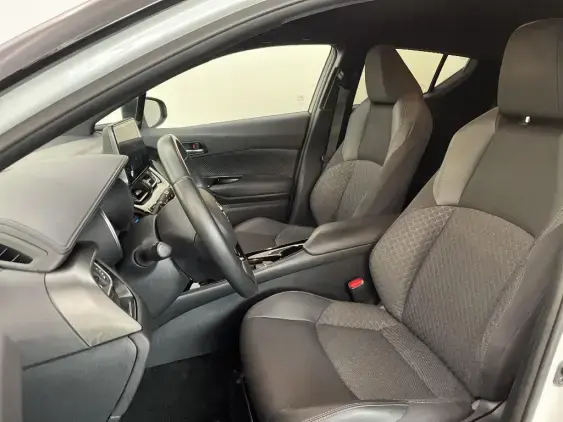 TOYOTA C-HR - voiture d'occasion - Photo 18