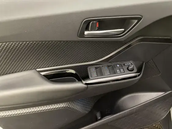 TOYOTA C-HR - voiture d'occasion - Photo 19