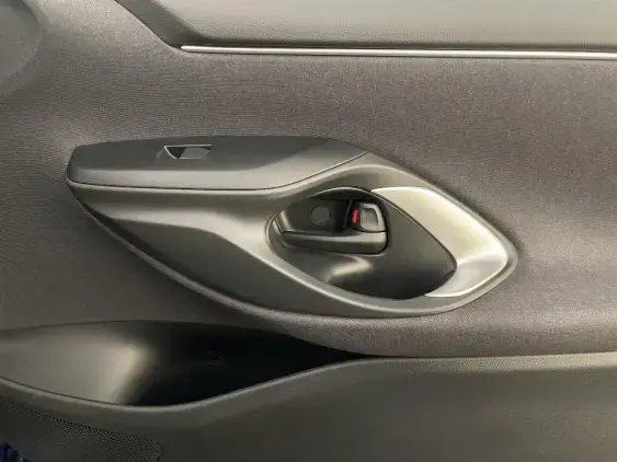 TOYOTA YARIS IV - voiture d'occasion - Photo 20