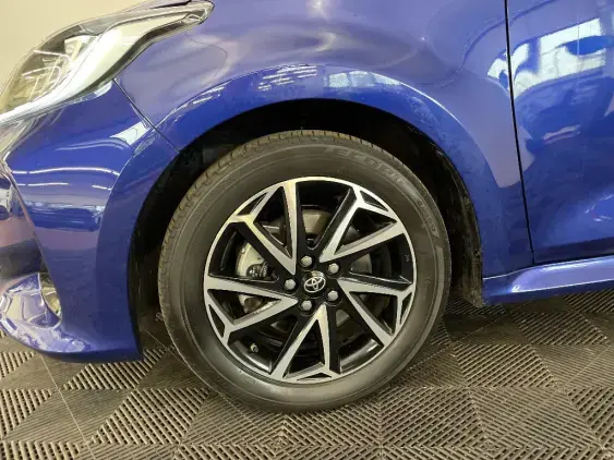 TOYOTA YARIS IV - voiture d'occasion - Photo 23