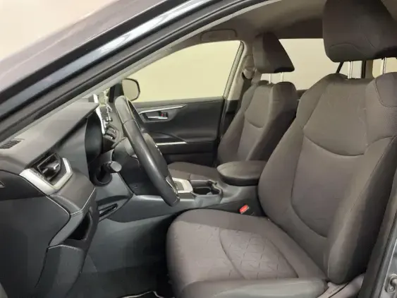 TOYOTA RAV4 V - voiture d'occasion - Photo 18