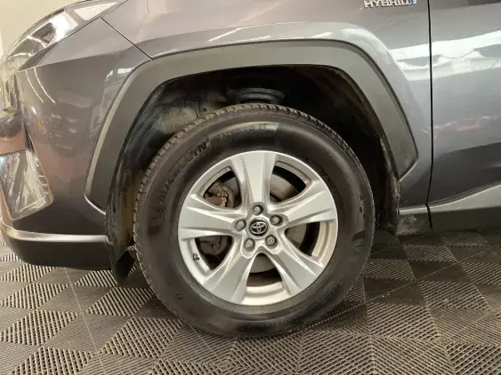TOYOTA RAV4 V - voiture d'occasion - Photo 23