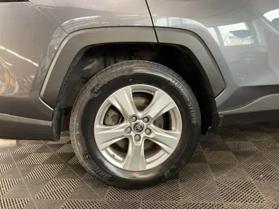 TOYOTA RAV4 V - voiture d'occasion - Photo 25