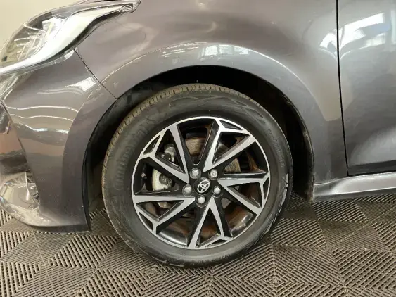 TOYOTA YARIS IV - voiture d'occasion - Photo 23