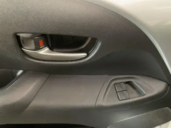 TOYOTA AYGO II - voiture d'occasion - Photo 17