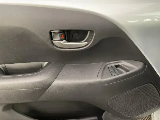 TOYOTA AYGO II - voiture d'occasion - Photo 19