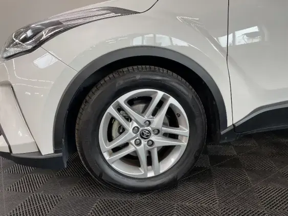 TOYOTA C-HR - voiture d'occasion - Photo 23