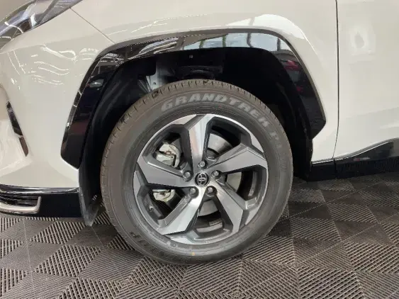 TOYOTA RAV4 V - voiture d'occasion - Photo 23
